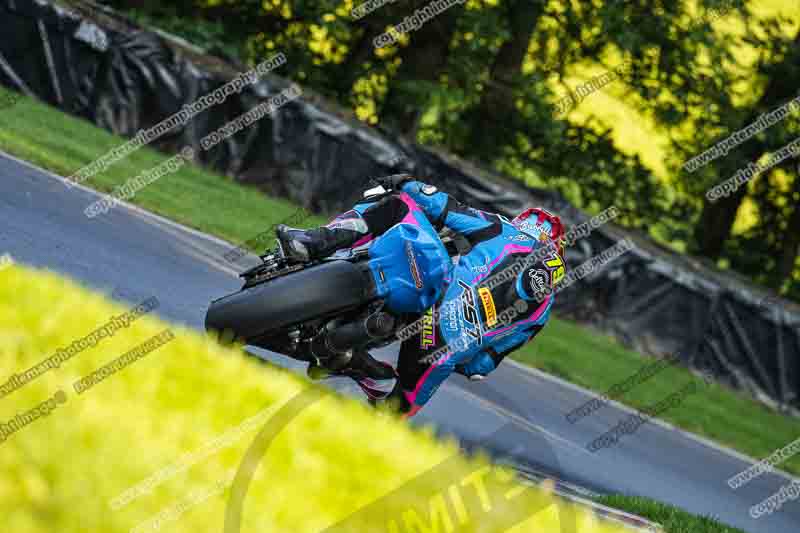cadwell no limits trackday;cadwell park;cadwell park photographs;cadwell trackday photographs;enduro digital images;event digital images;eventdigitalimages;no limits trackdays;peter wileman photography;racing digital images;trackday digital images;trackday photos